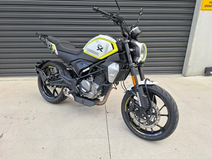 2023 CFMOTO  300 CL-X