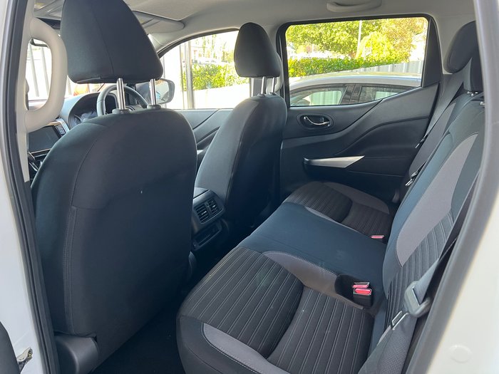 2025 NISSAN NP300 NAVARA ST