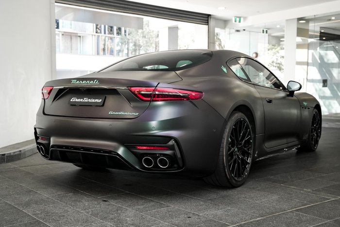 2024 Maserati GranTurismo Trofeo M189 MY24 AWD Nero Cometa Texturized