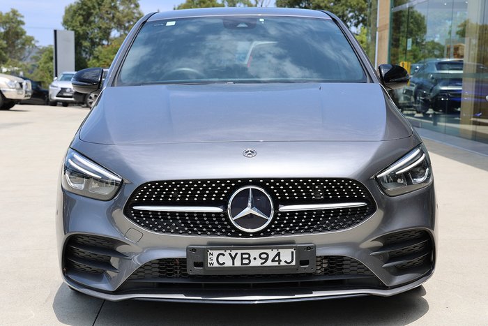 2020 MERCEDES-BENZ B180