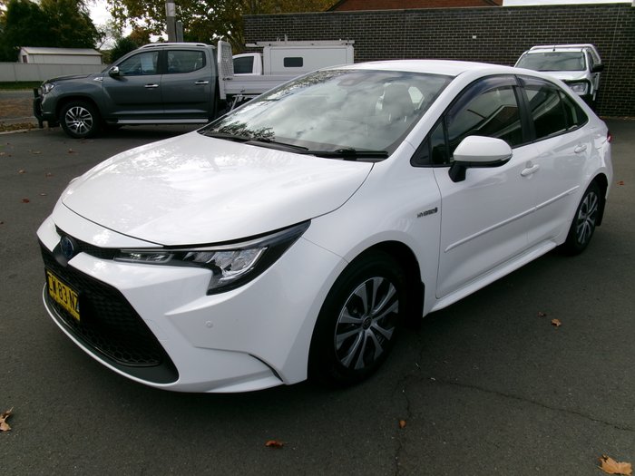 2019 Toyota Corolla Sedan Hybrid Ascent Sport