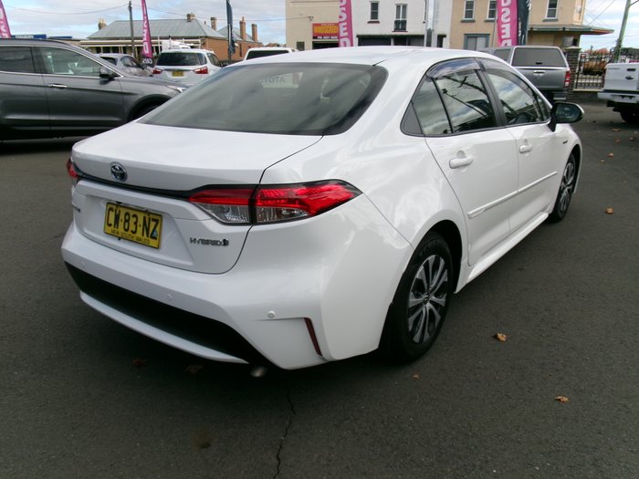 2019 Toyota Corolla Sedan Hybrid Ascent Sport
