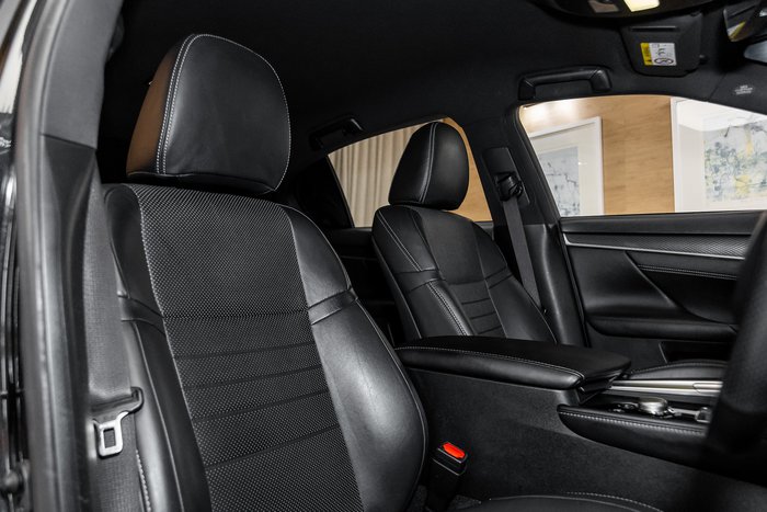 2016 Lexus GS450h F Sport 3.5L Hybrid CVT Sedan