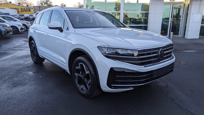 2023 VOLKSWAGEN Touareg