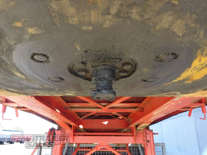 1983 Custom Lusty Vacuum Suction Tanker (2005 Vacuum Tank)