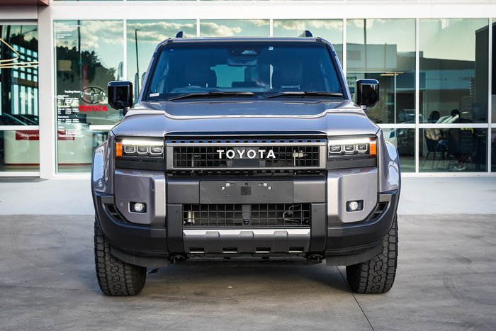 2025 Toyota PRADO