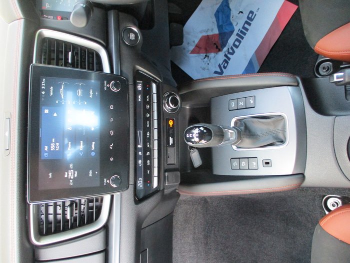 2025 Mazda BT-50 SP TF White