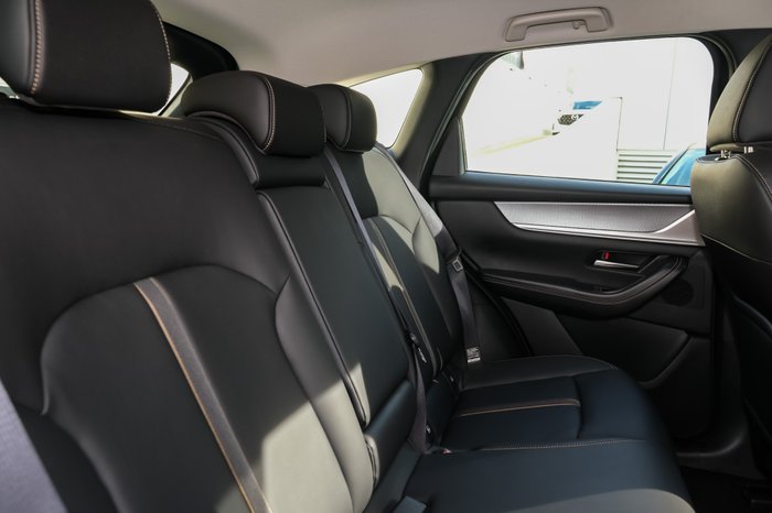 2025 Mazda CX-60 G40e Evolve