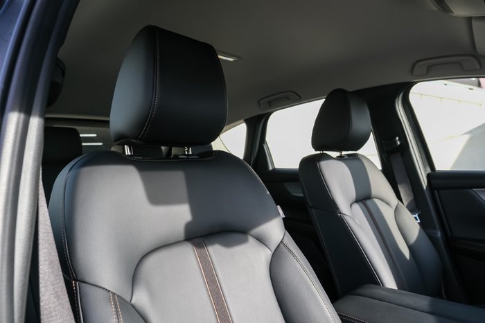2025 Mazda CX-60 G40e Evolve