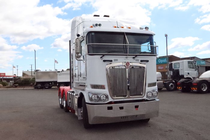 2024 KENWORTH K Series K220 K18 White