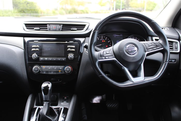 2018 Nissan QASHQAI ST