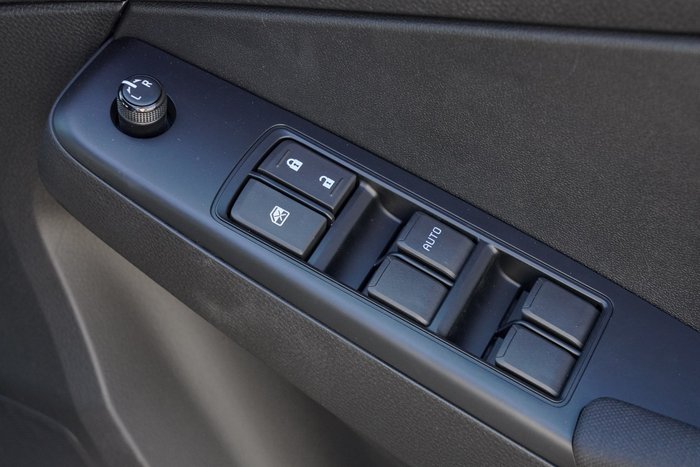 2025 Isuzu D-MAX X-RIDER