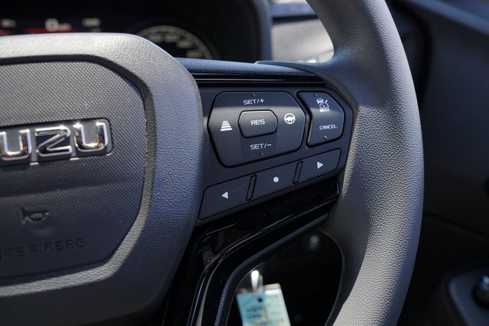 2025 Isuzu D-MAX X-RIDER