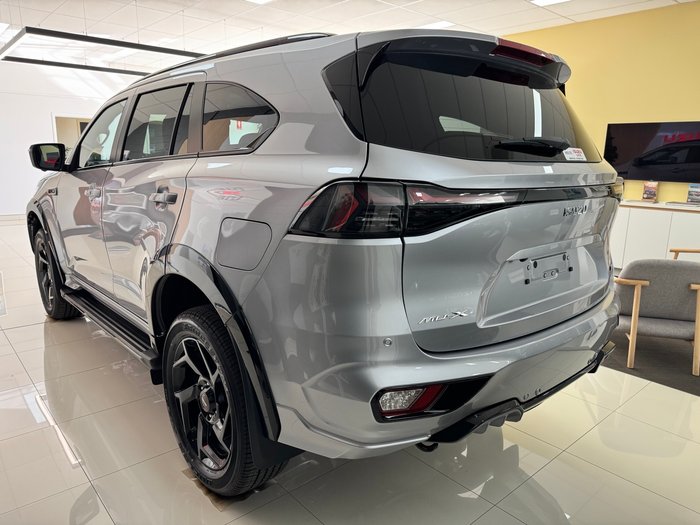2026 ISUZU MU-X XT