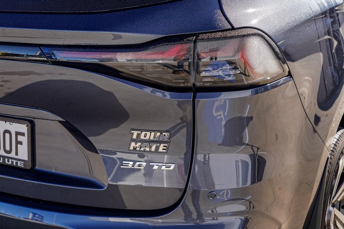 2025 Isuzu MU-X LS-T