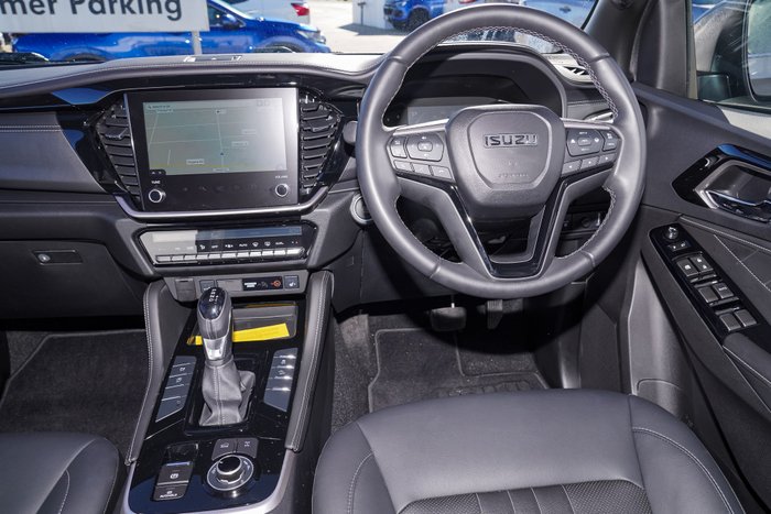 2025 Isuzu MU-X LS-T