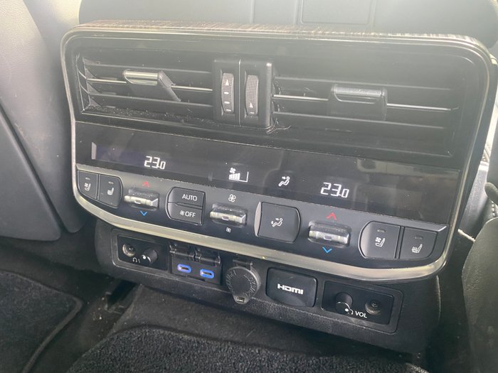 2022 Toyota Landcruiser