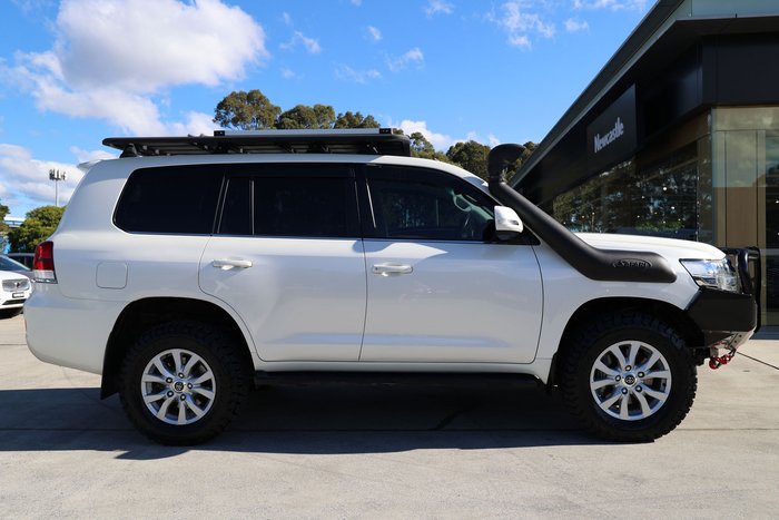 2020 TOYOTA LANDCRUISER LC200 VX (4x4)