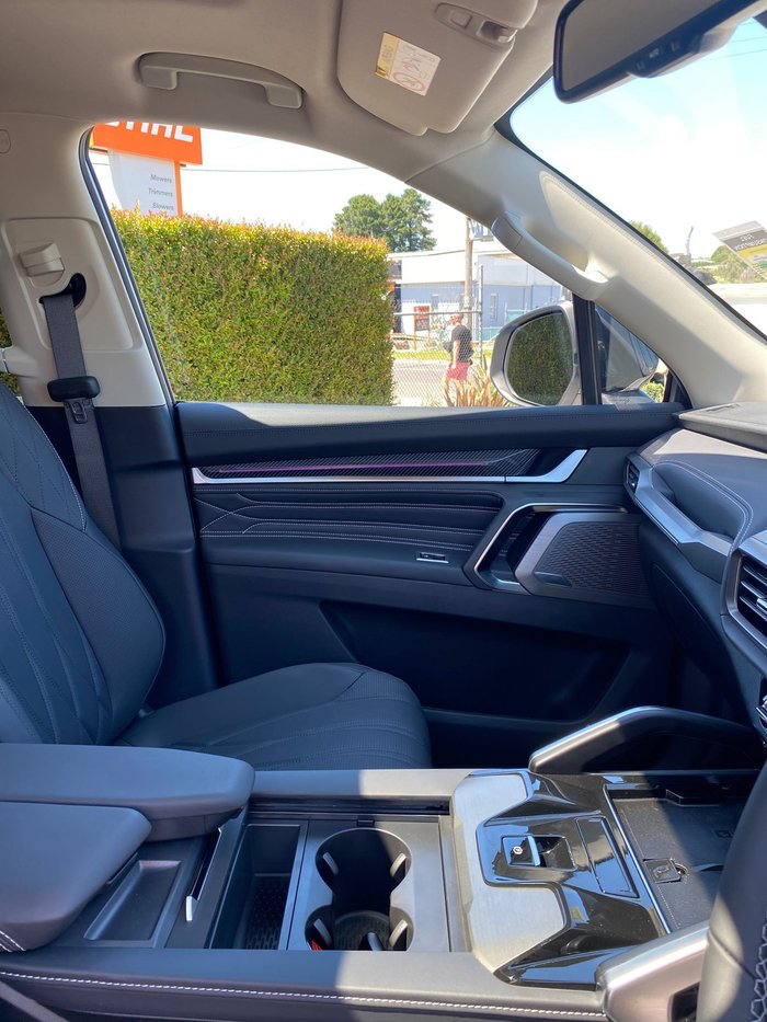 2025 LDV D90 Executive 