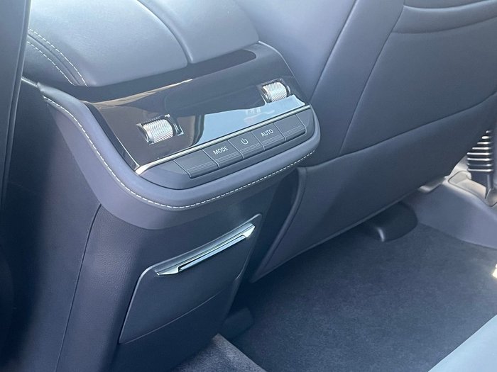 2025 LDV D90 Executive 