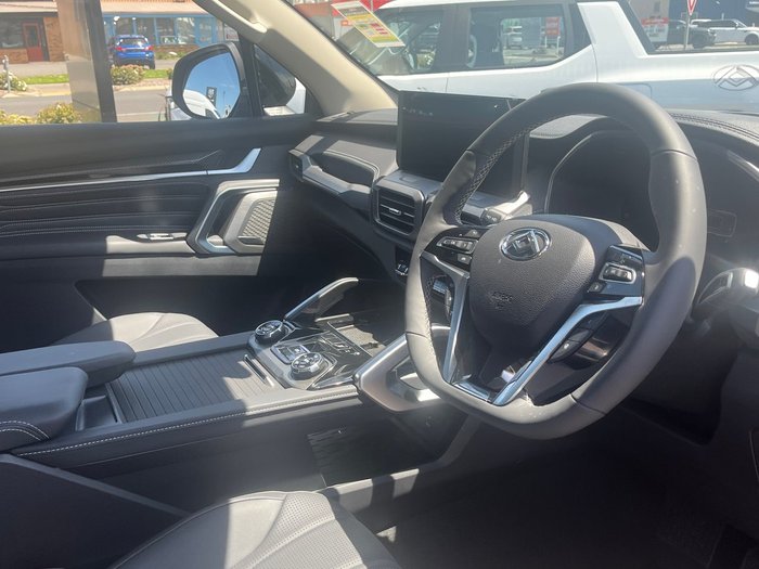 2025 LDV D90 Executive 