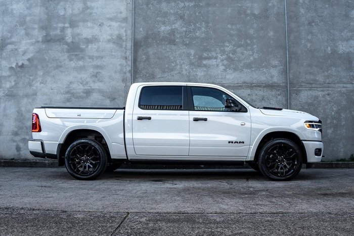 2025 RAM 1500 Limited