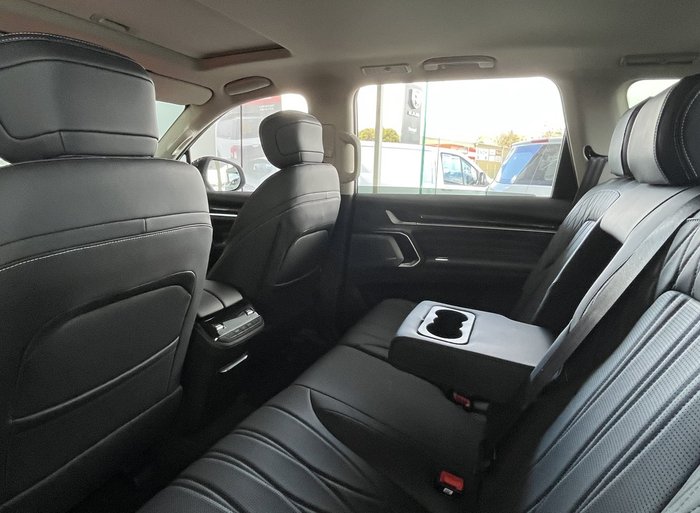 2025 LDV D90 Executive 