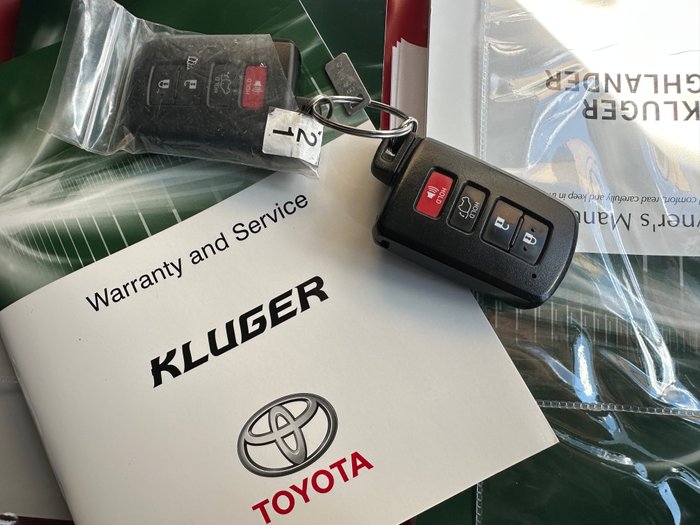 2018 TOYOTA KLUGER GRANDE (4x4)
