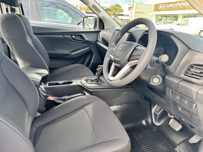 2026 ISUZU D-MAX SX