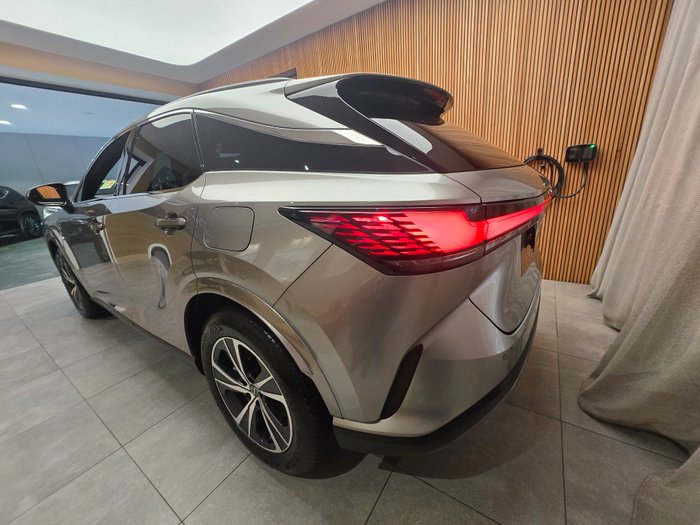 2024 Lexus RX350H Luxury 2WD