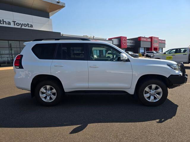 2021 Toyota Prado DSL WGN AT GXL Glacier White