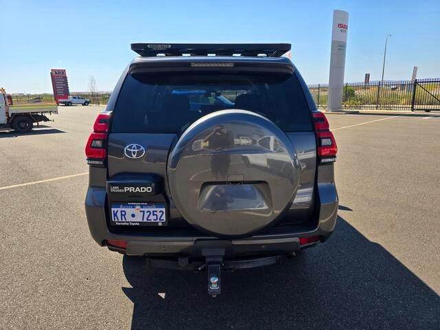 2020 Toyota Prado DSL WGN AT GXL Graphite