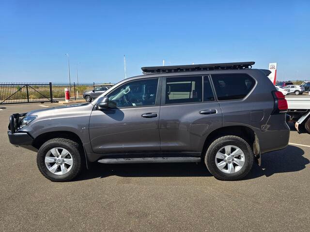 2020 Toyota Prado DSL WGN AT GXL Graphite
