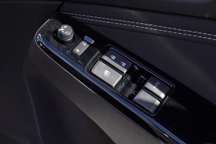 2024 Isuzu D-MAX LS-U