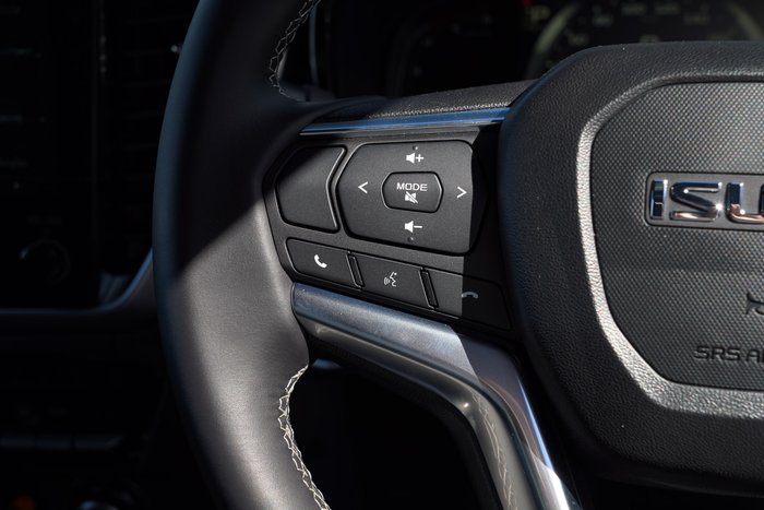 2024 Isuzu D-MAX LS-U