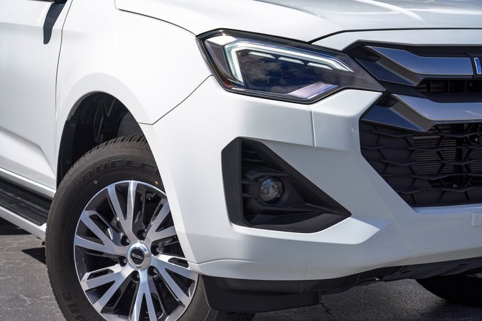 2024 Isuzu D-MAX LS-U