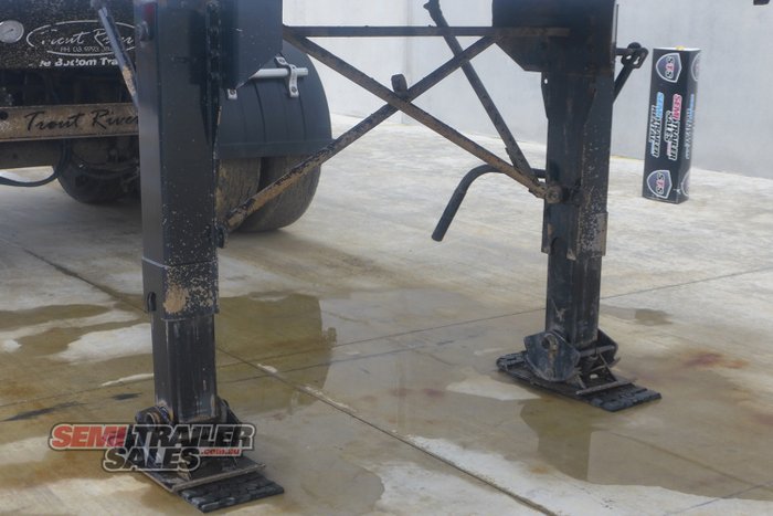 2014 AMS Live Bottom Trailer