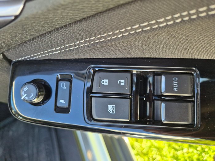 2022 Isuzu D-MAX LS-U