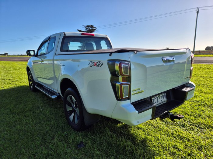 2022 Isuzu D-MAX LS-U