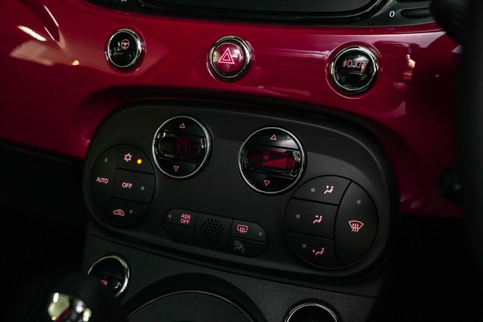 2024 Fiat 500 Dolcevita
