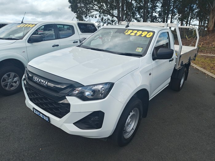 2025 ISUZU D-MAX