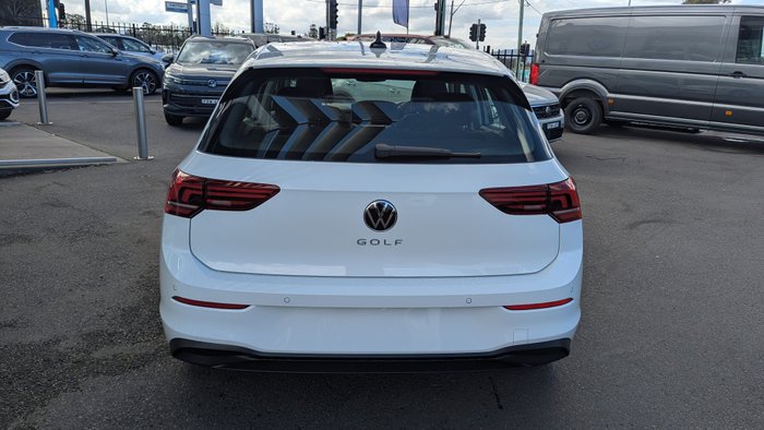 2025 VOLKSWAGEN Golf LIFE