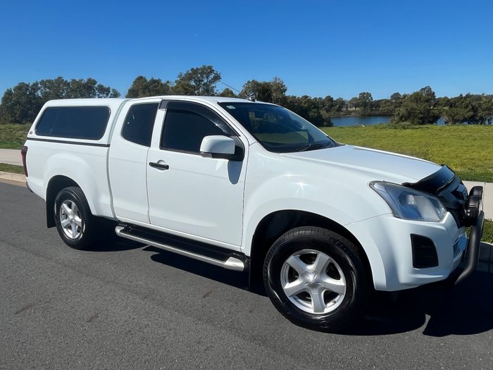 2017 ISUZU