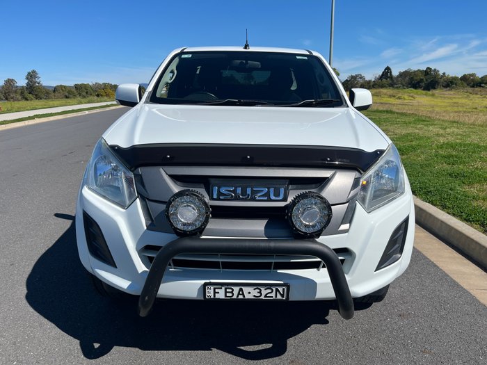 2017 ISUZU