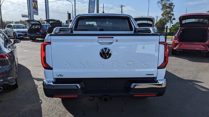 2025 VOLKSWAGEN AMAROK STYLE