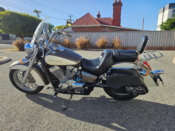 2009 Honda  VT750C Silver