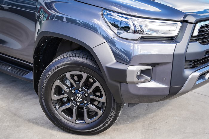 2025 Toyota HILUX Rogue