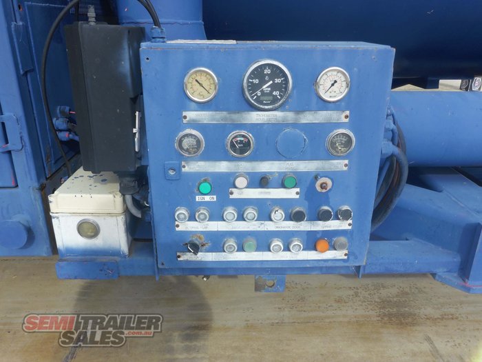 2010 CIMC Vacuum Tank