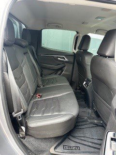 2023 Isuzu D-MAX LS-U+