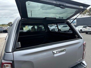 2023 Isuzu D-MAX LS-U+